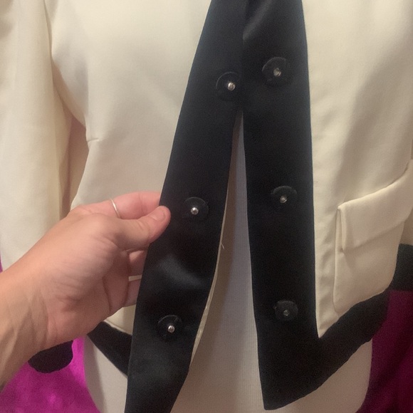 Bianca Nygård size 4, short cream and black jacket. Snap buttons. Mint con - Picture 5 of 8